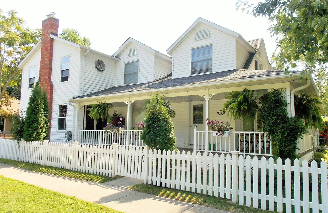 Finlay House Bed And Breakfast Niagara-On-The-Lake-1