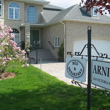 Arnica Bed & Breakfast-3