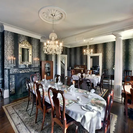 Brockamour Manor Bed And Breakfast-2